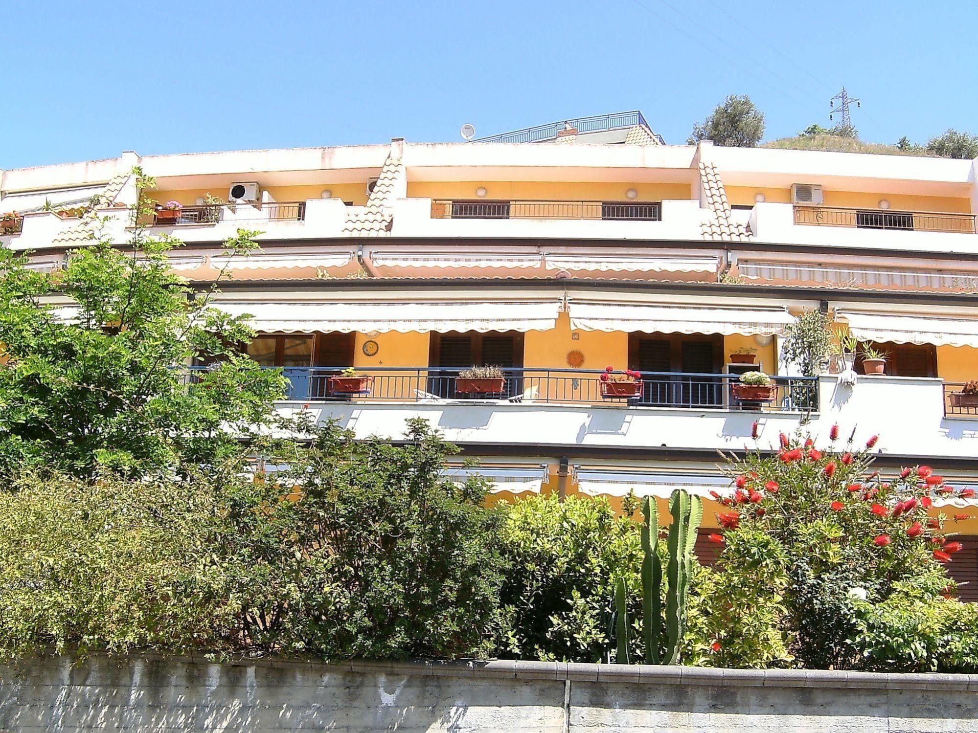 Casa Vacanza Da Rosa Letojanni Exteriér fotografie