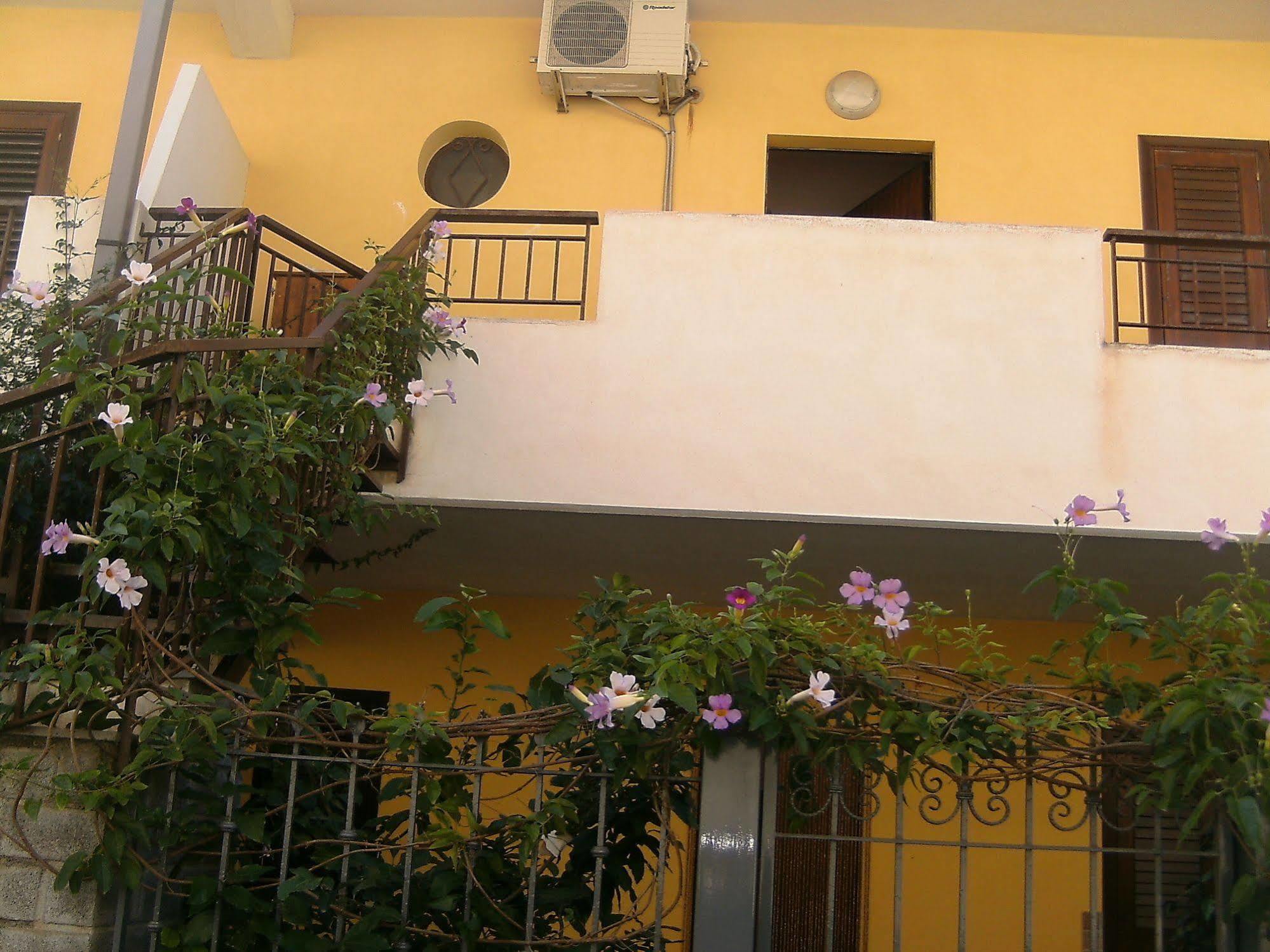 Casa Vacanza Da Rosa Letojanni Exteriér fotografie