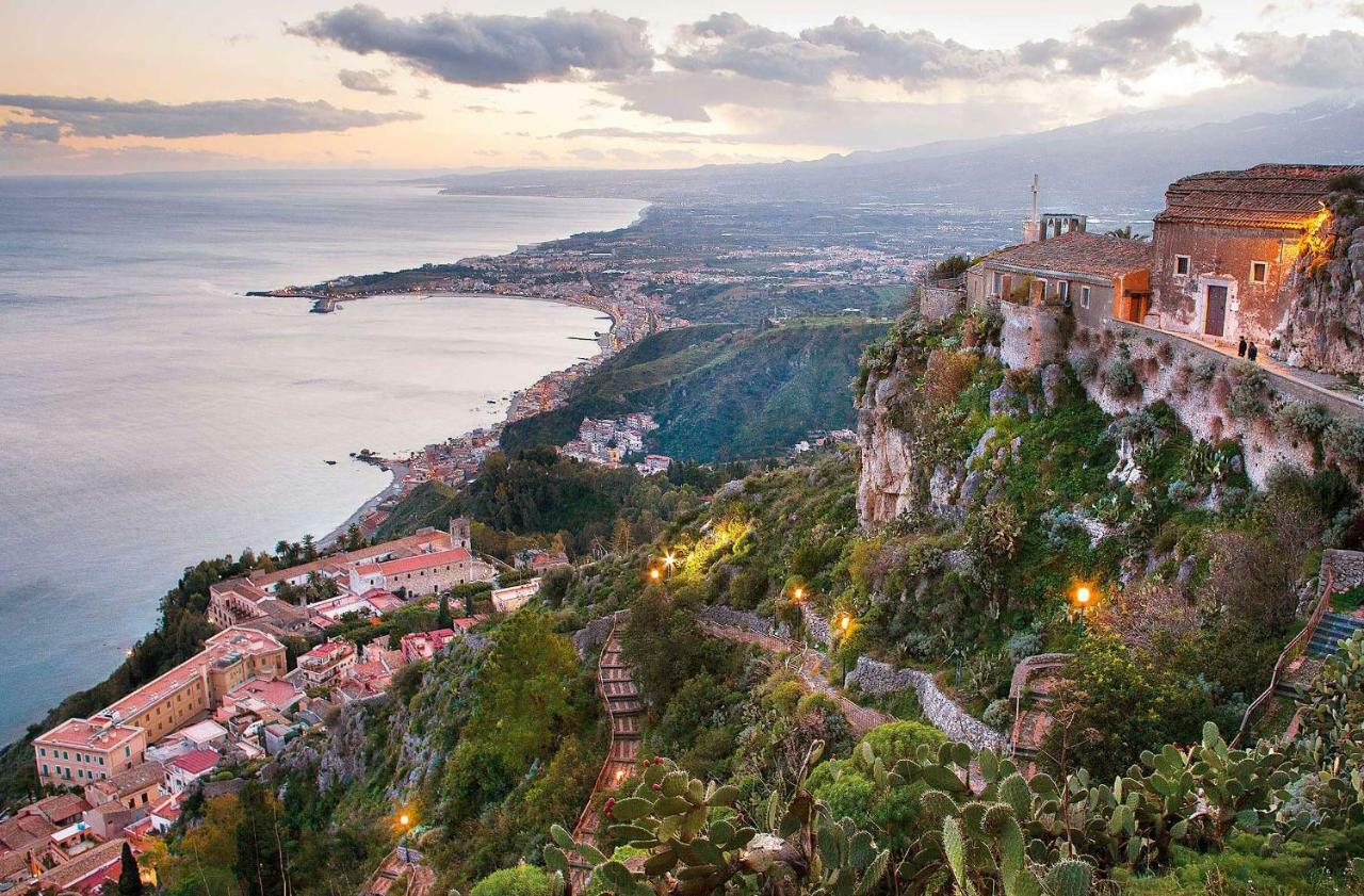 Casa Vacanza Da Rosa Letojanni Exteriér fotografie